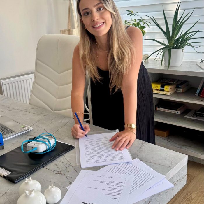 Uzm. Kl. Psk. Esra Saraç Öztürk